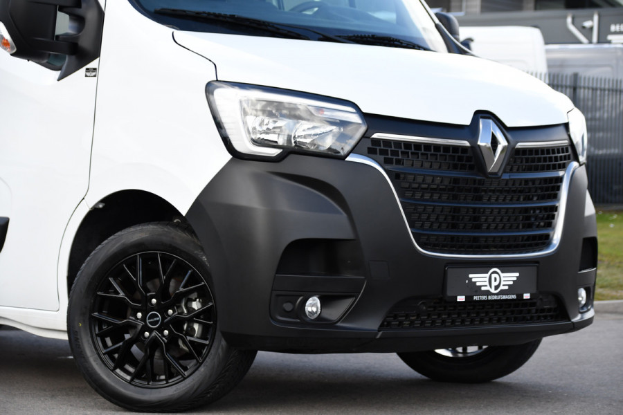 Renault Master T35 2.3 dCi 180 L2H2 DC PB Edition Camera, Cruise, Carplay, LED, 2 x Schuifdeur, Multimedia, 180pk, 6 zitplaatsen, Uniek!