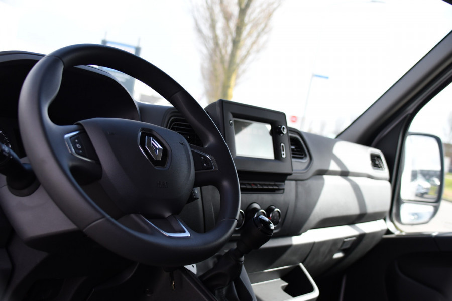 Renault Master T35 2.3 dCi 180 L2H2 DC PB Edition Camera, Cruise, Carplay, LED, 2 x Schuifdeur, Multimedia, 180pk, 6 zitplaatsen, Uniek!
