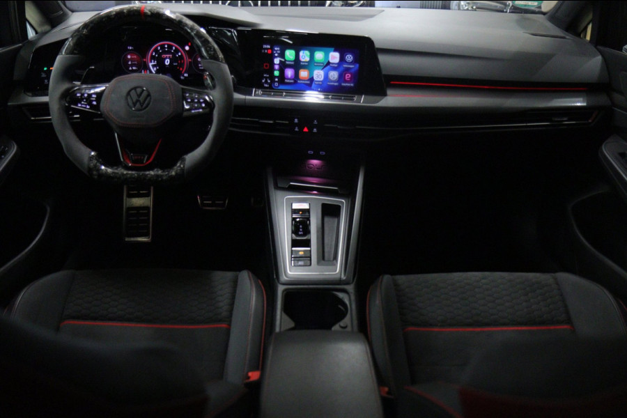 Volkswagen Golf 2.0 TSI GTI CLUBSPORT /PANO/CARPLAY/ACC/BLINDSPOT/SFEER/VOL