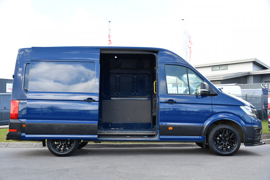 Volkswagen Crafter 35 2.0 TDI L3H3 PB Edition Cruise, Carplay, LED, 140pk, Automaat, Multimedia, Geveerde stoel, Sensoren, Uniek!