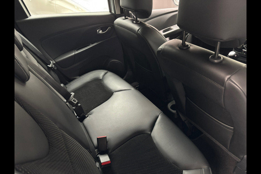 Renault Clio Estate 0.9 TCe Intens / Camera / Navigatie
