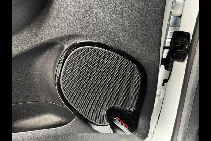 Renault Clio Estate 0.9 TCe Intens / Camera / Navigatie