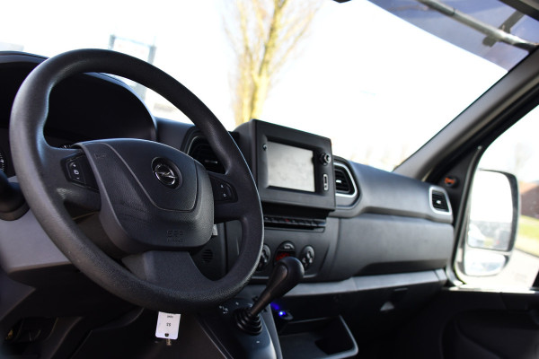 Opel Movano 2.3 Turbo L1H1 Black Edition Camera, Cruise, Carplay, Clima, 150pk, Automaat, Trekhaak, NAVI, Sensoren, Uniek!
