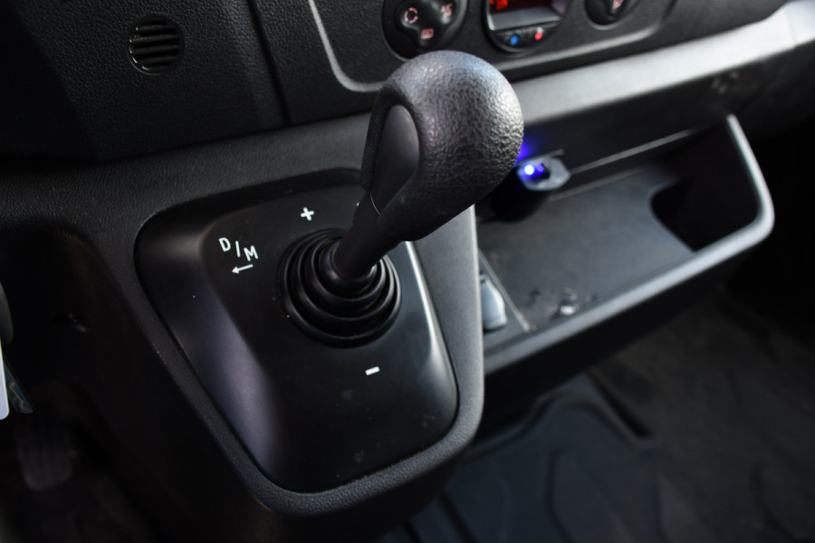 Opel Movano 2.3 Turbo L1H1 Black Edition Camera, Cruise, Carplay, Clima, 150pk, Automaat, Trekhaak, NAVI, Sensoren, Uniek!