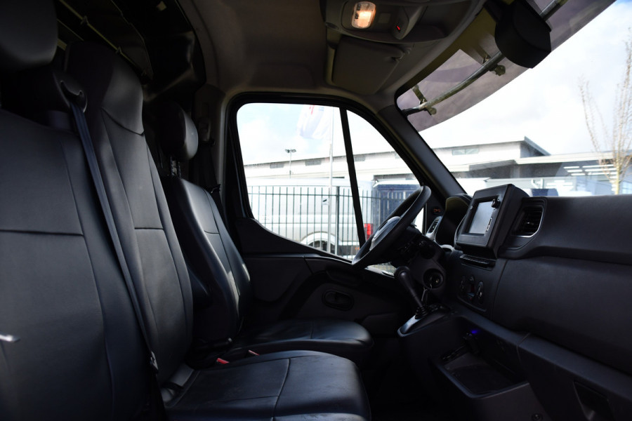 Opel Movano 2.3 Turbo L1H1 Black Edition Camera, Cruise, Carplay, Clima, 150pk, Automaat, Trekhaak, NAVI, Sensoren, Uniek!