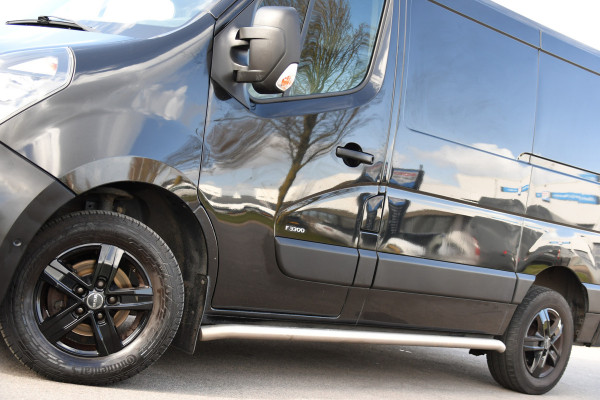 Opel Movano 2.3 Turbo L1H1 Black Edition Camera, Cruise, Carplay, Clima, 150pk, Automaat, Trekhaak, NAVI, Sensoren, Uniek!