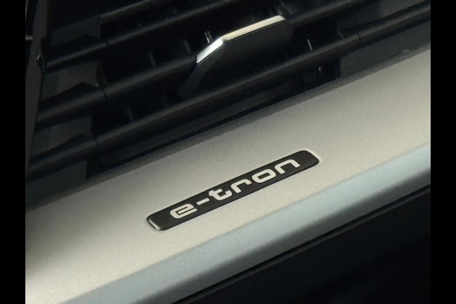 Audi Q4 e-tron 35 AUTOMAAT Edition, camera, navarra bleu, stoelverwarming, digitaal cockpit, 1 e eigenaar, NL auto met nap