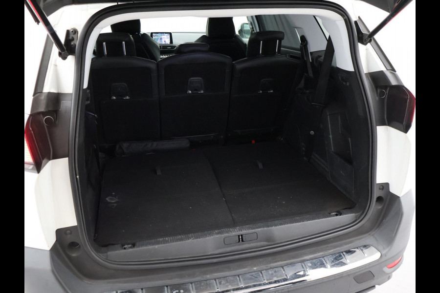 Peugeot 5008 1.2 130 PK AUT. 7-PERS PT ALLURE + TREKHAAK | CARPLAY | CAMERA | SFEERVERL.