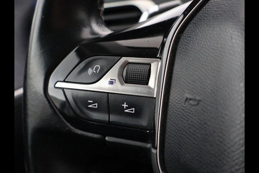 Peugeot 5008 1.2 130 PK AUT. 7-PERS PT ALLURE + TREKHAAK | CARPLAY | CAMERA | SFEERVERL.