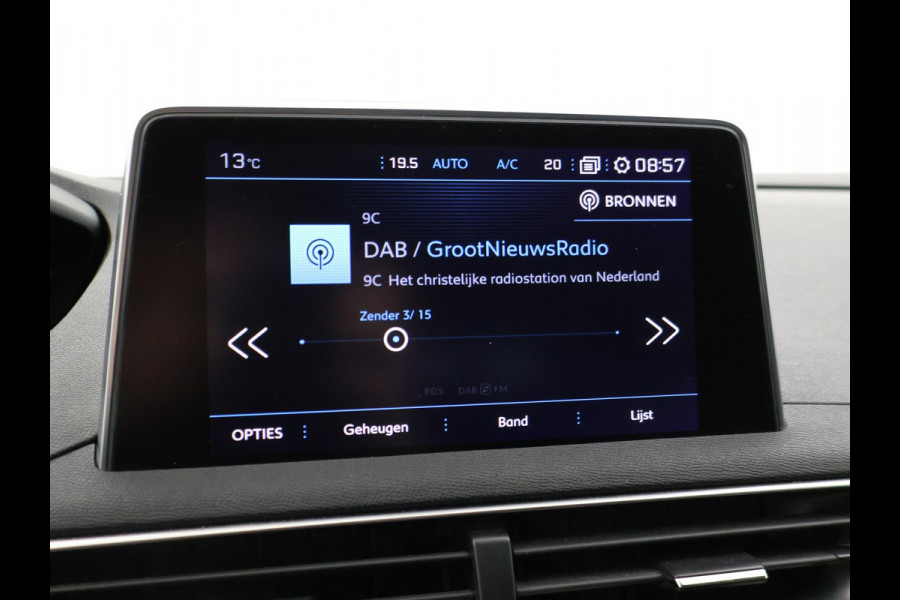 Peugeot 5008 1.2 130 PK AUT. 7-PERS PT ALLURE + TREKHAAK | CARPLAY | CAMERA | SFEERVERL.