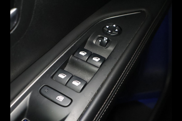 Peugeot 5008 1.2 130 PK AUT. 7-PERS PT ALLURE + TREKHAAK | CARPLAY | CAMERA | SFEERVERL.