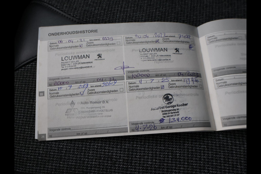 Peugeot 5008 1.2 130 PK AUT. 7-PERS PT ALLURE + TREKHAAK | CARPLAY | CAMERA | SFEERVERL.