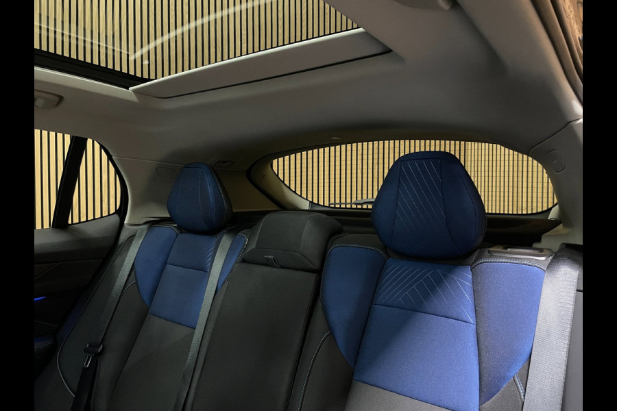 Lynk & Co 01 1.5|10/22|TREKHAAK|BLACK|PANO|ACC|360CAMERA|ANDROID/CARPLAY|STOELVERW|INFINITY AUDIO|MEMORY|ELEK. A-KLEP + INTERIEUR|