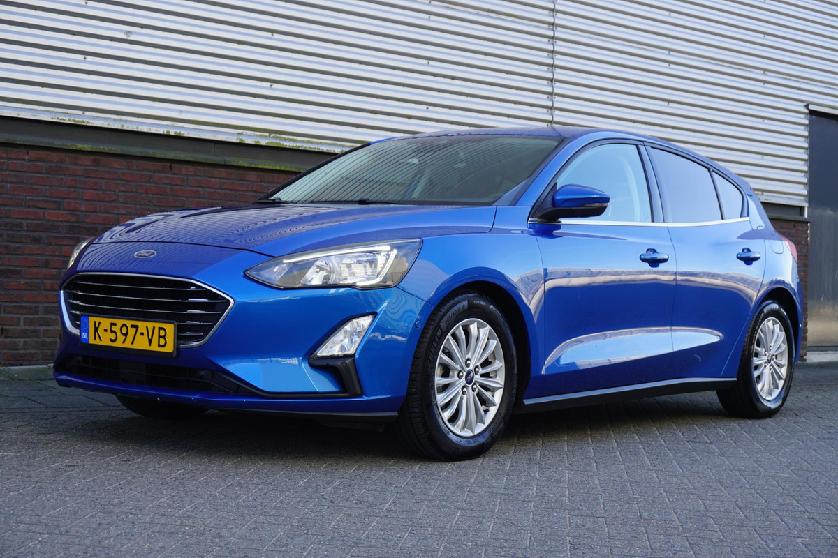 Ford Focus 1.0 EcoB.125PK Hybrid Titanium X Digi-Dash/B&O/ Camera/Parking Pack.