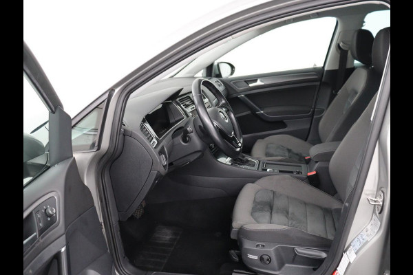 Volkswagen Golf Variant 1.0 TSI Comfortline Business | Stoleverwarming | Trekhaak | Carplay | Massage | Navigatie | Parkeerhulp | Adaptive cruise | Camera