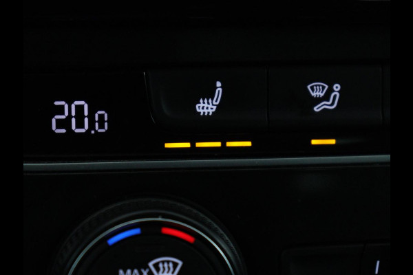 Volkswagen Golf Variant 1.0 TSI Comfortline Business | Stoleverwarming | Trekhaak | Carplay | Massage | Navigatie | Parkeerhulp | Adaptive cruise | Camera