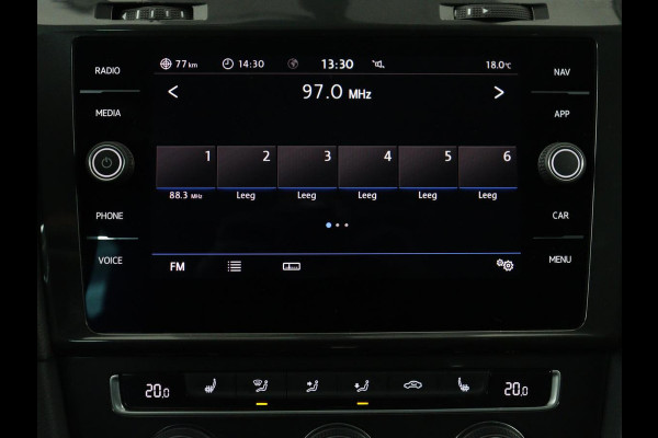 Volkswagen Golf Variant 1.0 TSI Comfortline Business | Stoleverwarming | Trekhaak | Carplay | Massage | Navigatie | Parkeerhulp | Adaptive cruise | Camera