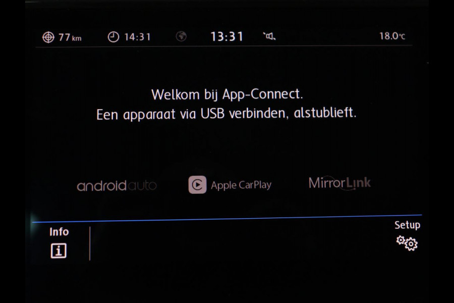 Volkswagen Golf Variant 1.0 TSI Comfortline Business | Stoleverwarming | Trekhaak | Carplay | Massage | Navigatie | Parkeerhulp | Adaptive cruise | Camera