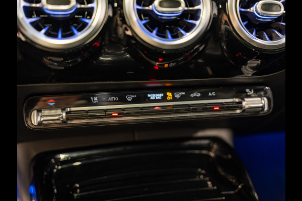 Mercedes-Benz CLA-Klasse 45 AMG 450PK 4MATIC, Pano, Ambiënte Light, Night Pakket, Aero, Widescreen, 360 Camera, Dealer Onderhouden