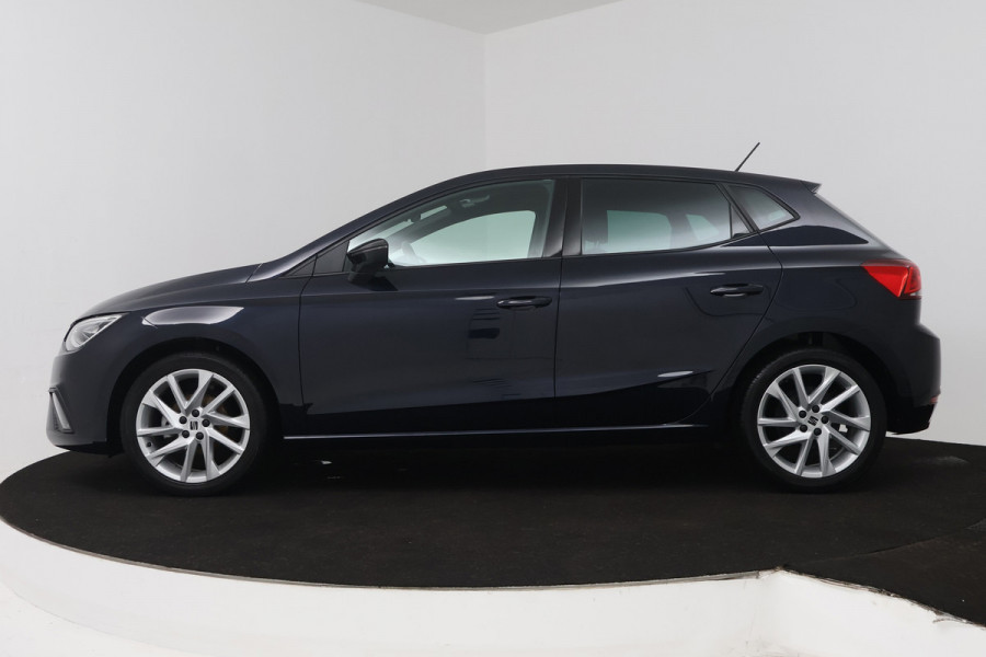 Seat Ibiza 1.0 EcoTSI FR Business Intense (DIGITALE COCKPIT, STOELVERWARMING, CAMERA, CRUISE ADAPTIEF, PARKEERSENSOREN)