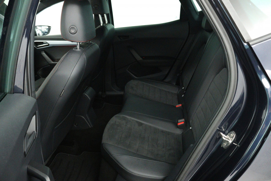 Seat Ibiza 1.0 EcoTSI FR Business Intense (DIGITALE COCKPIT, STOELVERWARMING, CAMERA, CRUISE ADAPTIEF, PARKEERSENSOREN)