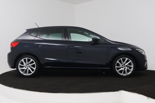 Seat Ibiza 1.0 EcoTSI FR Business Intense (DIGITALE COCKPIT, STOELVERWARMING, CAMERA, CRUISE ADAPTIEF, PARKEERSENSOREN)
