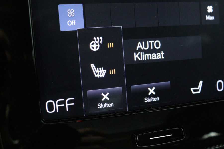 Volvo XC40 2.0 T5 AWD Inscription (PANORAMADAK, TREKHAAK, ELEKTR STOELEN, STOEL/STUUR VERWARMING, ACHTERUITRIJCAMERA)