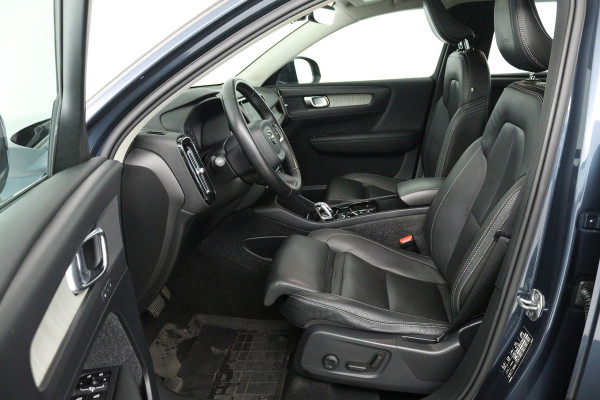 Volvo XC40 2.0 T5 AWD Inscription (PANORAMADAK, TREKHAAK, ELEKTR STOELEN, STOEL/STUUR VERWARMING, ACHTERUITRIJCAMERA)