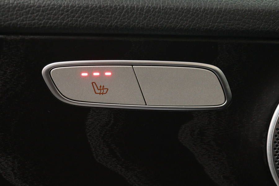 Mercedes-Benz C-Klasse Estate 200 Premium Plus Pack (PANORAMADAK, CAMERA, STOELVERWARMING, ELEKTR STOELEN, NAVIGATIE)