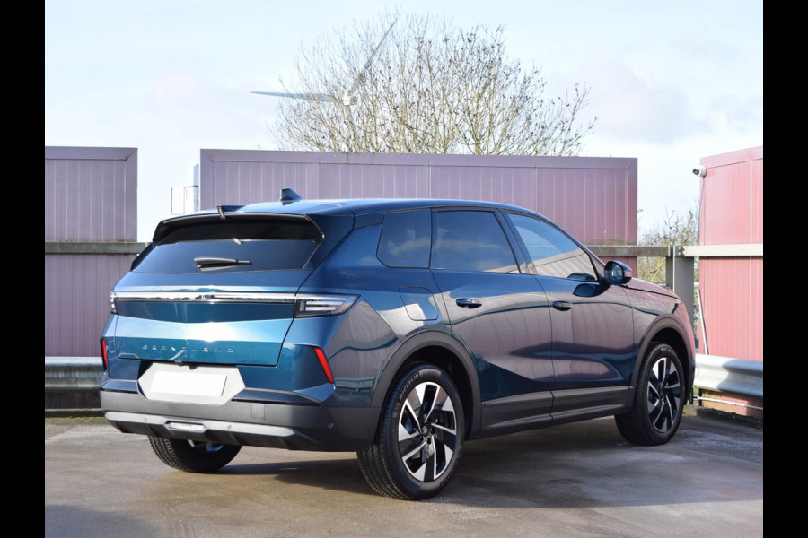 Opel Grandland 1.2 Turbo Hybrid Business Edition | UIT VOORRAAD LEVERBAAR | SCHUIF- KANTELDAK |