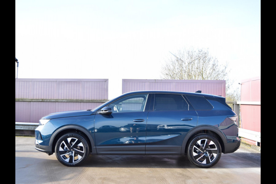 Opel Grandland 1.2 Turbo Hybrid Business Edition | UIT VOORRAAD LEVERBAAR | SCHUIF- KANTELDAK |