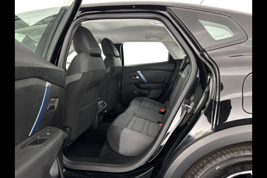 Citroën Ë-C4 X Feel Pack 50 kWh [ 3-Fase-11Kw ] {SOH-91%} (INCL-BTW) *HEATPUMP | FULL-LED | LEATHER-FABRIC | DIGI-COCKPIT | DAB | COMFORTSEATS | CAMERA | ECC | CARPLAY | LANE-ASSIST | PDC | CRUISE | 18''ALU*