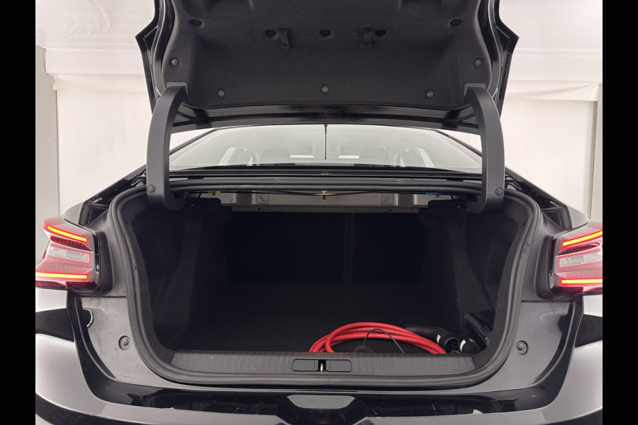 Citroën Ë-C4 X Feel Pack 50 kWh [ 3-Fase-11Kw ] {SOH-91%} (INCL-BTW) *HEATPUMP | FULL-LED | LEATHER-FABRIC | DIGI-COCKPIT | DAB | COMFORTSEATS | CAMERA | ECC | CARPLAY | LANE-ASSIST | PDC | CRUISE | 18''ALU*