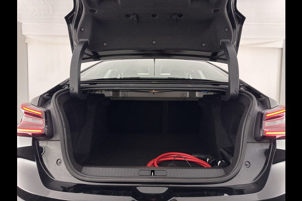 Citroën Ë-C4 X Feel Pack 50 kWh [ 3-Fase-11Kw ] {SOH-91%} (INCL-BTW) *HEATPUMP | FULL-LED | LEATHER-FABRIC | DIGI-COCKPIT | DAB | COMFORTSEATS | CAMERA | ECC | CARPLAY | LANE-ASSIST | PDC | CRUISE | 18''ALU*