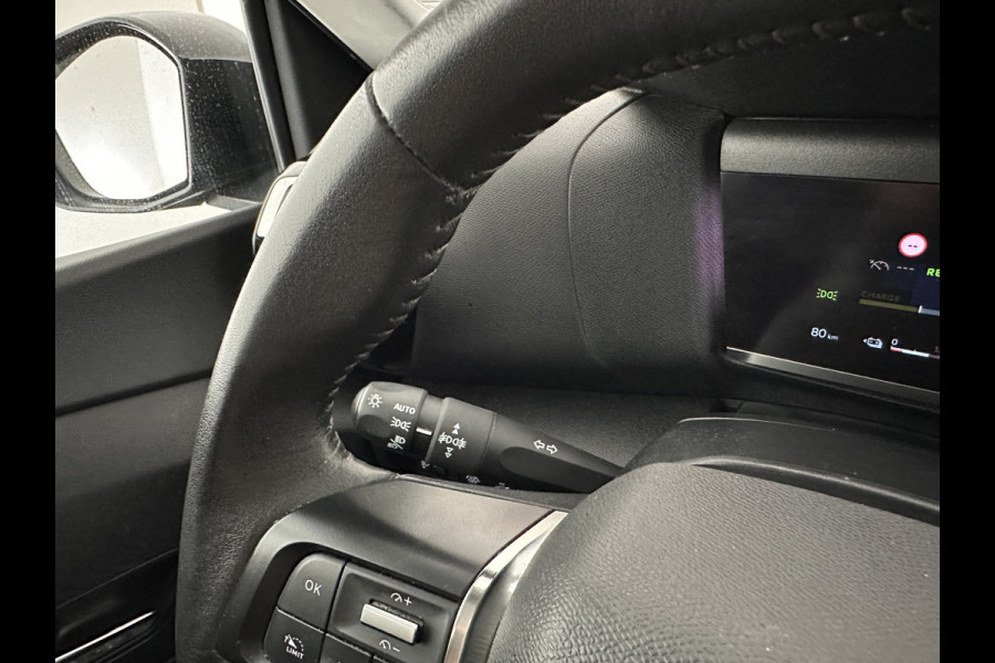 Citroën Ë-C4 X Feel Pack 50 kWh [ 3-Fase-11Kw ] {SOH-91%} (INCL-BTW) *HEATPUMP | FULL-LED | LEATHER-FABRIC | DIGI-COCKPIT | DAB | COMFORTSEATS | CAMERA | ECC | CARPLAY | LANE-ASSIST | PDC | CRUISE | 18''ALU*