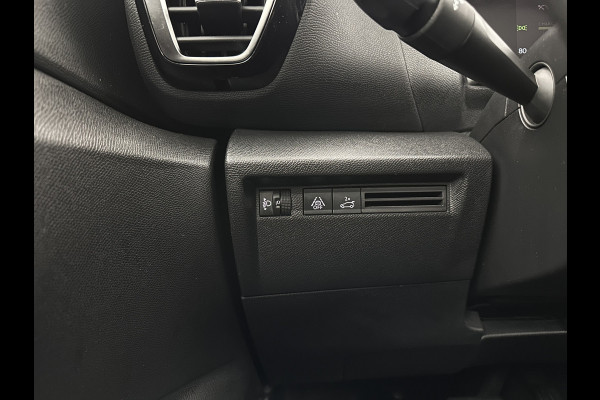 Citroën Ë-C4 X Feel Pack 50 kWh [ 3-Fase-11Kw ] {SOH-91%} (INCL-BTW) *HEATPUMP | FULL-LED | LEATHER-FABRIC | DIGI-COCKPIT | DAB | COMFORTSEATS | CAMERA | ECC | CARPLAY | LANE-ASSIST | PDC | CRUISE | 18''ALU*