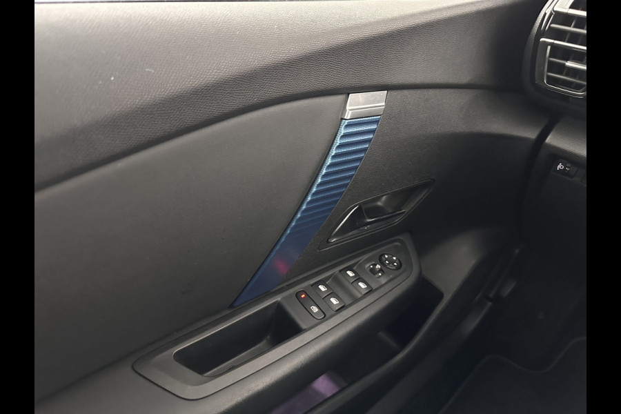 Citroën Ë-C4 X Feel Pack 50 kWh [ 3-Fase-11Kw ] {SOH-91%} (INCL-BTW) *HEATPUMP | FULL-LED | LEATHER-FABRIC | DIGI-COCKPIT | DAB | COMFORTSEATS | CAMERA | ECC | CARPLAY | LANE-ASSIST | PDC | CRUISE | 18''ALU*