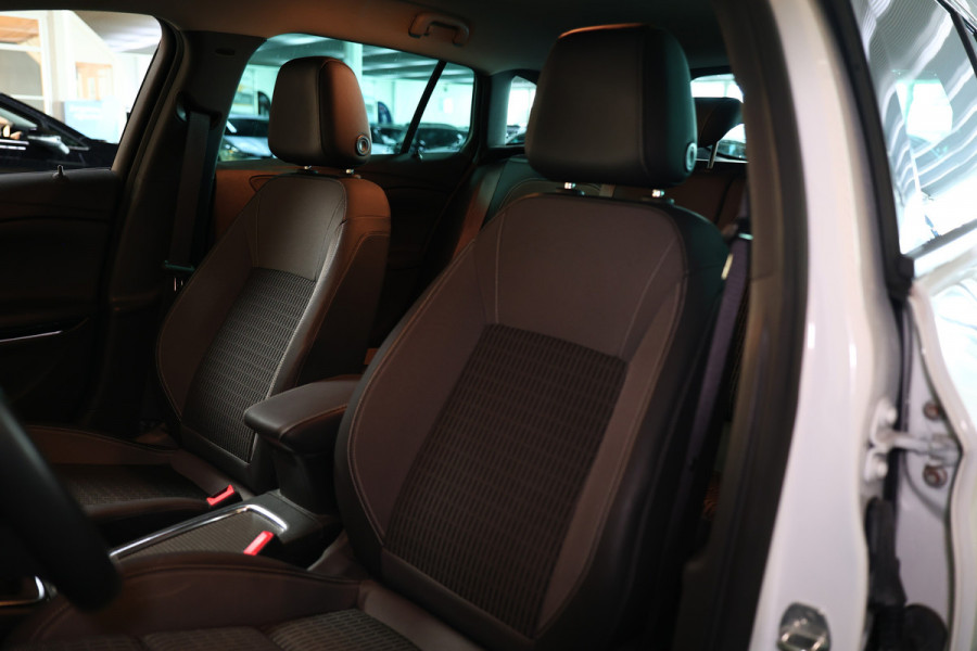 Opel Astra Sports Tourer 1.2 Design & Tech 58000km ! TOPSTAAT ! -2021