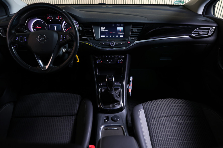 Opel Astra Sports Tourer 1.2 Design & Tech 58000km ! TOPSTAAT ! -2021