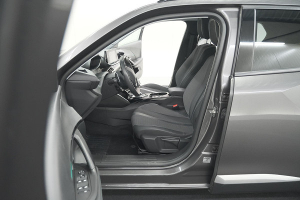 Peugeot 2008 PureTech 130 EAT8 Allure Pack | Trekhaak | Camera | Navigatie | Parkeersensoren