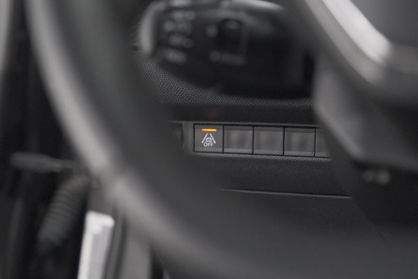 Peugeot 2008 PureTech 130 EAT8 Allure Pack | Trekhaak | Camera | Navigatie | Parkeersensoren