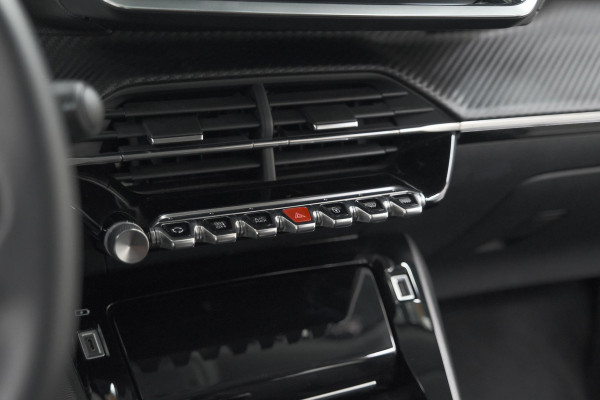 Peugeot 2008 PureTech 130 EAT8 Allure Pack | Trekhaak | Camera | Navigatie | Parkeersensoren