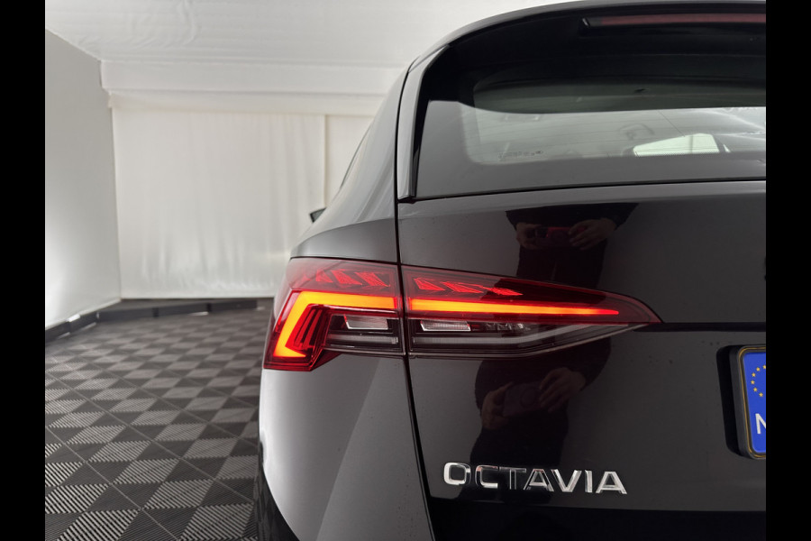 Škoda Octavia Combi 1.4 TSI iV PHEV Business Edition (Plug-in) (INCL-BTW) *FULL-LED | DIGI-COCKPIT | COMFORTSEATS | NAVI-FULLMAP | PRIVACY-GLASS | DAB | SHIFTPADDLES | ECC | PDC | CRUISE | TOWBAR | 18''ALU*
