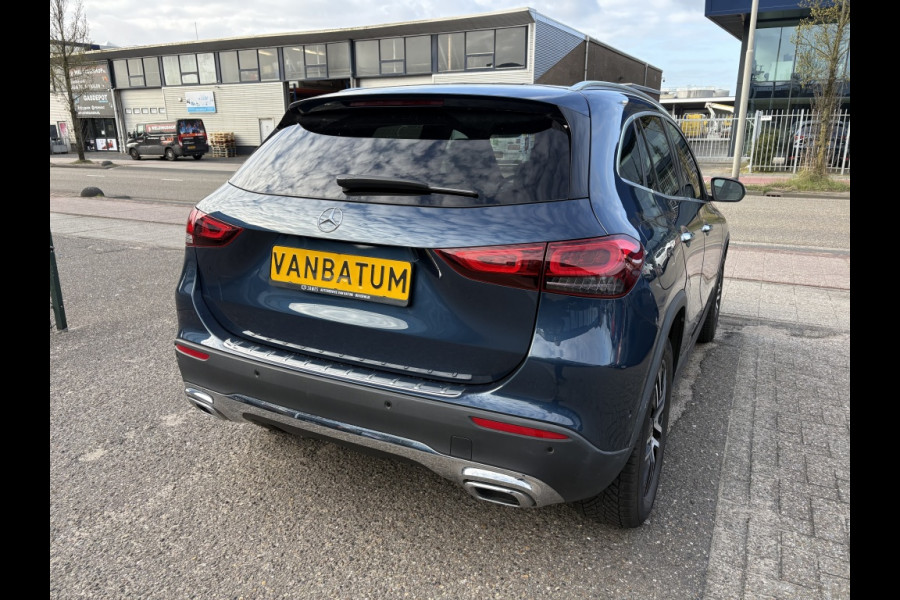 Mercedes-Benz GLA 250 e Business Luxery Limited Panodak