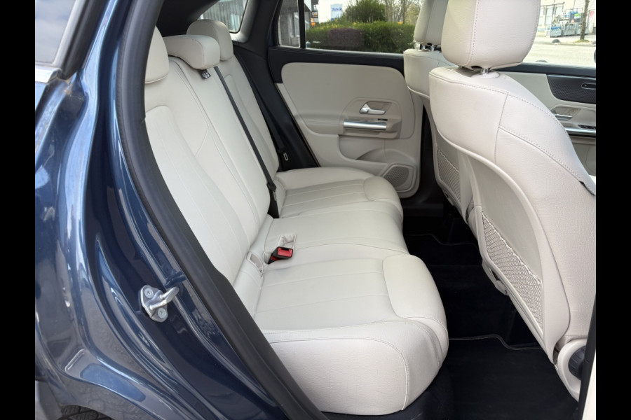 Mercedes-Benz GLA 250 e Business Luxery Limited Panodak