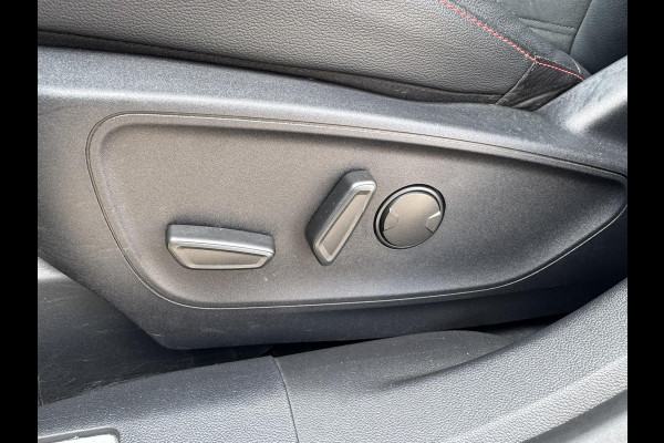 Ford Kuga 2.5 PHEV ST-Line X 225pk Afneembare Trekhaak | Panorama dak | Adaptieve Cruise | Winterpack | Head up Display | 1.500kg Trekgewicht