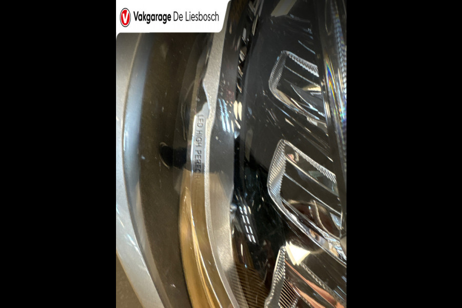 Mercedes-Benz C-Klasse Estate 180 Business Solution AMG,pano,trekhaak,leer,stoelverw,camera