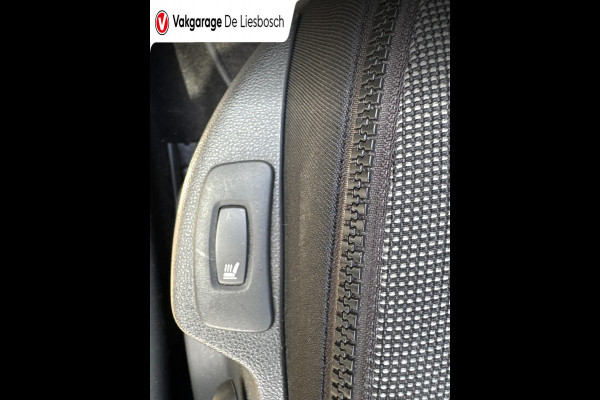 Renault Captur 1.2 TCe Intens,navi,camera,stoelverw,cruisec,trekhaak,boeken