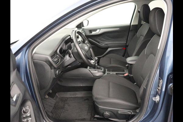 Ford Focus 1.0 EcoBoost Hybrid Titanium Style | Stoelverwarming | Camera | Carplay | Stuurverwarming | Navigatie | Full LED | Park Assist | Climate control | Bluetooth | Cruise control