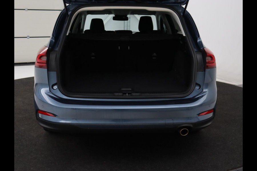 Ford Focus 1.0 EcoBoost Hybrid Titanium Style | Stoelverwarming | Camera | Carplay | Stuurverwarming | Navigatie | Full LED | Park Assist | Climate control | Bluetooth | Cruise control